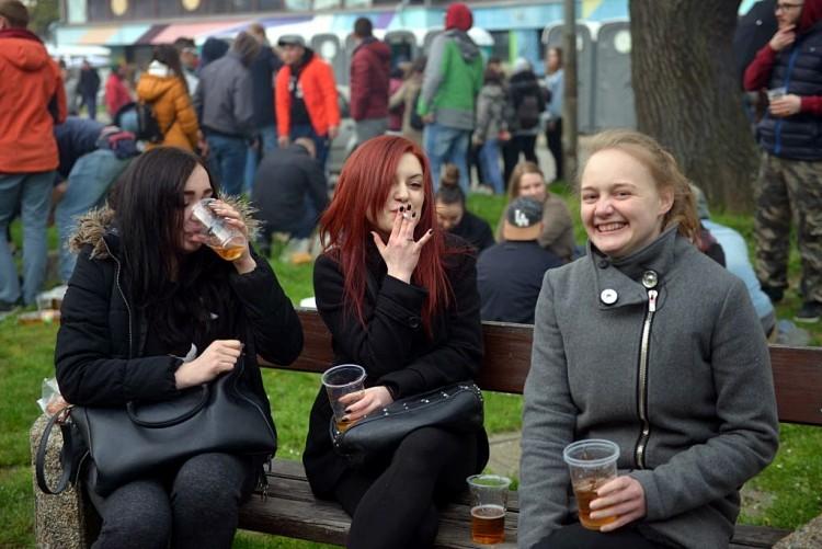 Noc Grilli na Politechnice Wrocławskiej [DUŻO ZDJĘĆ]