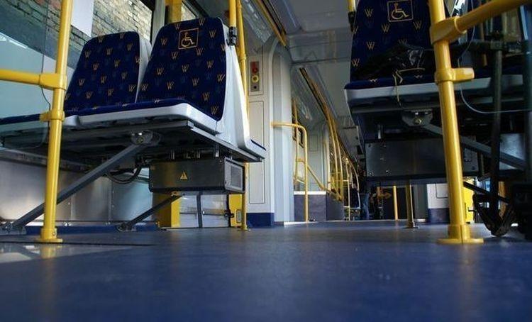 Wrocław: Na Opolskiej trwa naprawa zwrotnicy. Znów nie jeżdżą tramwaje