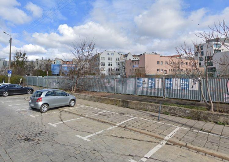Wrocław: W miejscu szkieletora przy Kolejowej powstaną hotel i biura