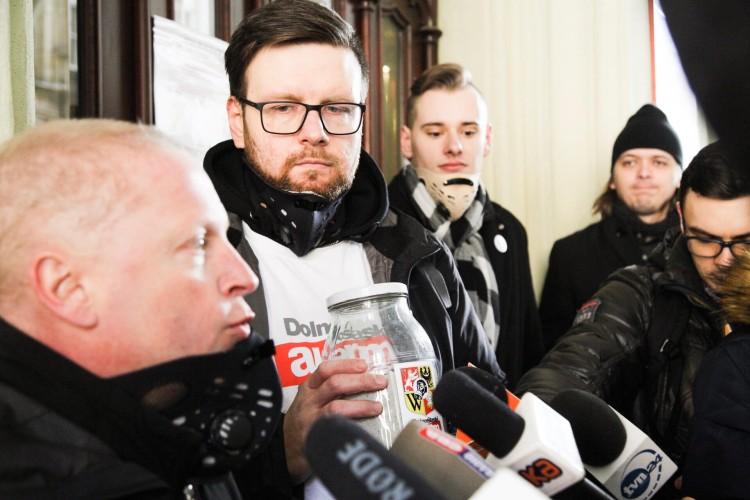 Środa Popielcowa. Dolnośląski Alarm Smogowy rozlicza magistrat z walki z trującym powietrzem
