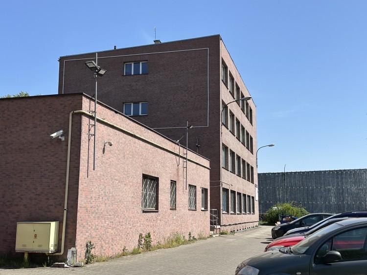 Wrocław: Deweloper zburzy hurtownie przy Międzyleskiej. Zbuduje tam bloki