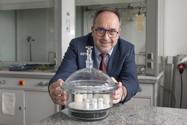 Chemik z Wrocławia z tytułem „Naukowiec Przyszłości”