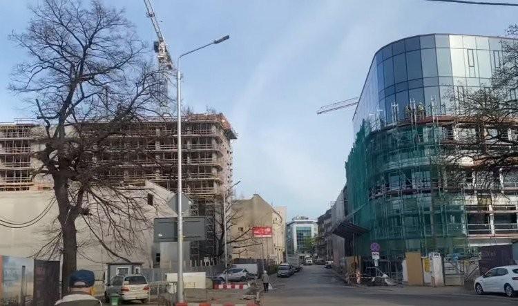 Przebudowa Sikorskiego później: ewidentne zaniedbania organizacji ruchu