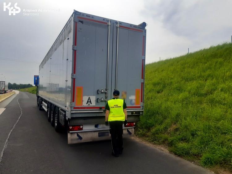 Kolejny transport odpadów do Polski przechwycony