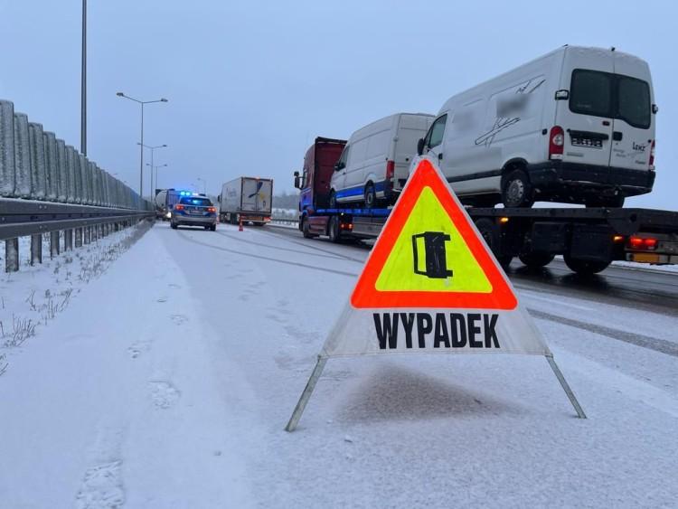 Wypadek czterech aut koło granicy. Utrudnienia w stronę Wrocławia