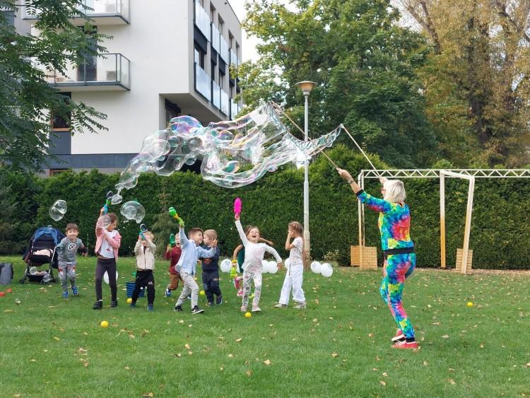Bezpartyjni Samorządowcy na rodzinnym pikniku przedstawili kandydatów i program