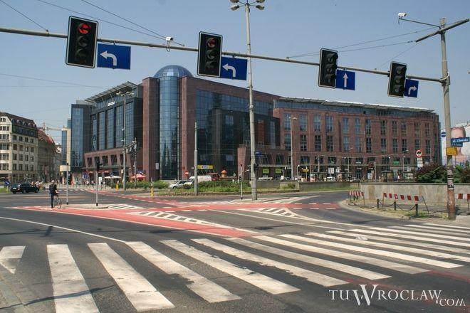 Utrudnienia dla kierowców. Zmiany w organizacji ruchu na Śródmieściu