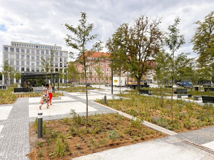 Wrocław: Tak wygląda plac Nowy Targ po remoncie. Sztos! Kiedy otwarcie?