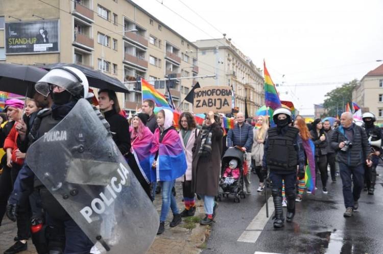 „Solidarne z Margot”. Środowiska LGBT zaprotestują przed wrocławską komendą