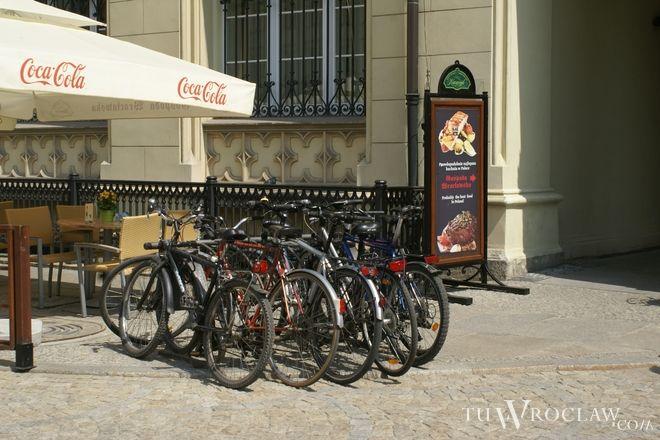 We wrześniu przybędzie pół tysiąca stojaków rowerowych. Staną w prawie 130 punktach miasta