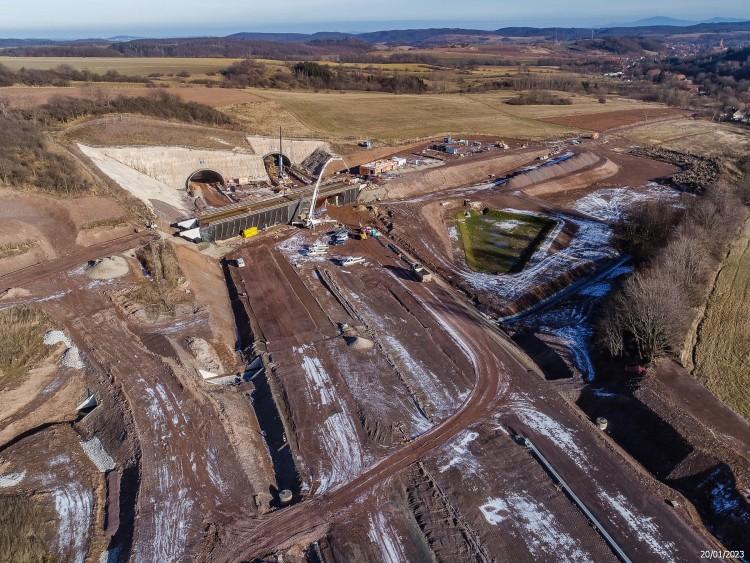 Ten tunel gigant pozwoli szybciej dotrzeć z Wrocławia do Czech