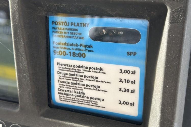 Wrocław: Od poniedziałku 56 nowych płatnych miejsc parkingowych