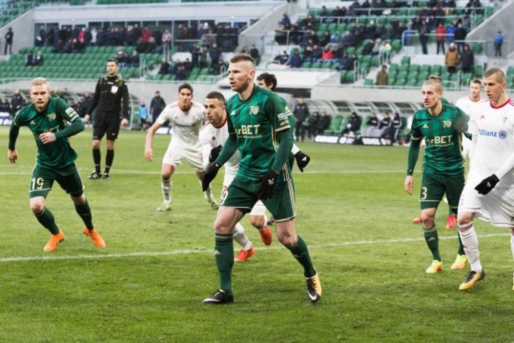 Śląsk pod ścianą, musi zacząć wygrywać. Sandecja Nowy Sącz będzie jego pierwszą ofiarą w tym roku? [ZAPOWIEDŹ]