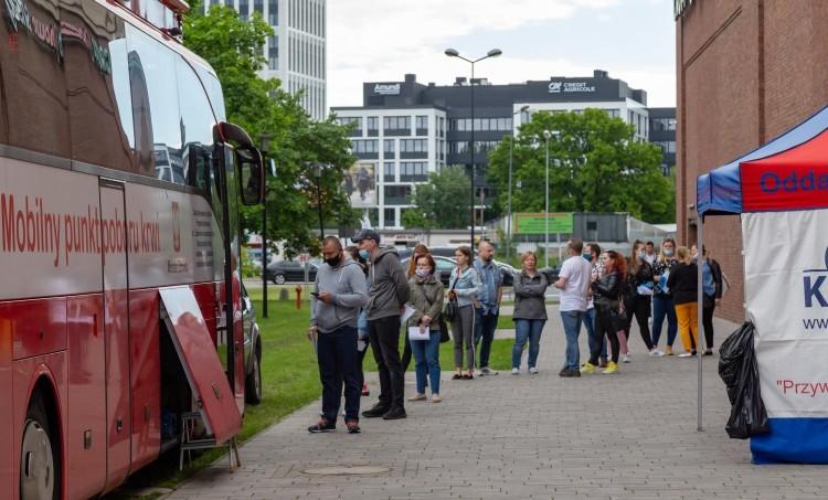 Wrocław: Krew pilnie potrzebna. Tych grup jest dramatycznie mało