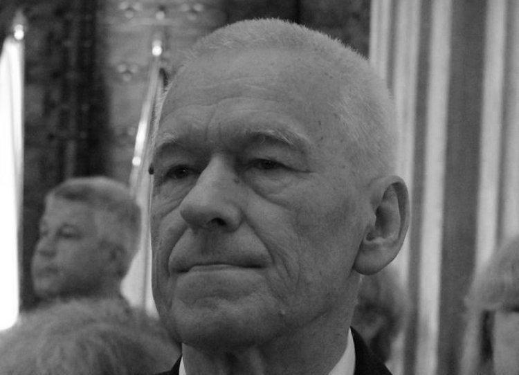 Kornel Morawiecki spocznie na Powązkach Wojskowych