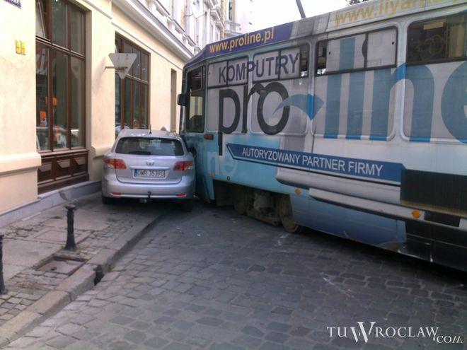 Podróże w tramwajach i autobusach są najbezpieczniejsze