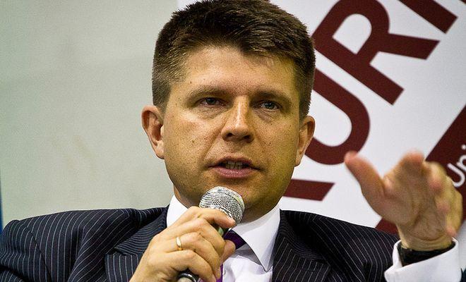 Petru namawia wrocławskich wyborców Kukiza: głosujcie na nas! I proponuje czteropak