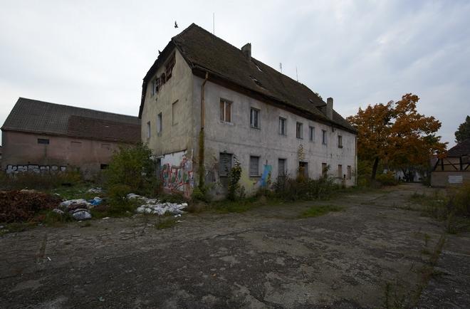 Aktywiści alarmują: zabytkowe budynki na Wojszycach niszczeją. Będzie remont?