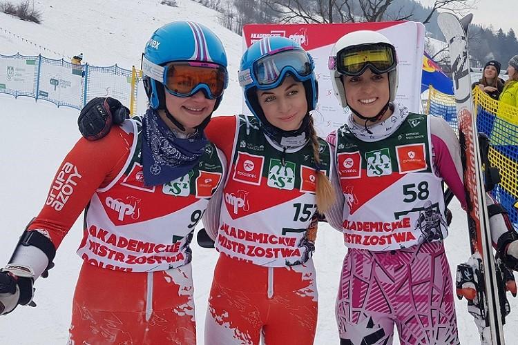 Wrocławskie studentki z medalami na Akademickich Mistrzostwach Polski w slalomie gigancie