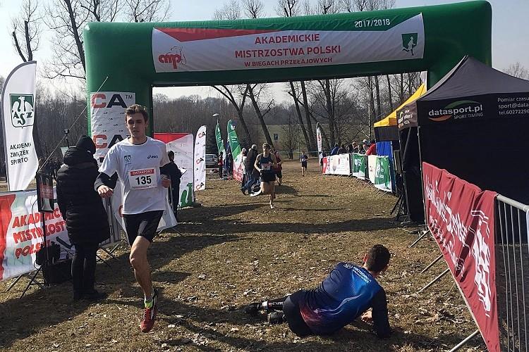 Wrocławianin z najlepszym wynikiem indywidualnym podczas AMP w biegach przełajowych