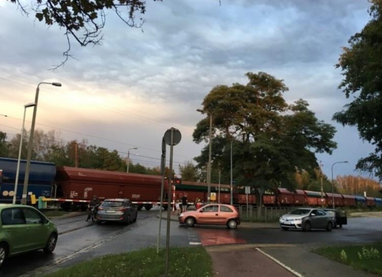 Awaria rogatek i paraliż na zachodzie Wrocławia. Kilometrowe korki