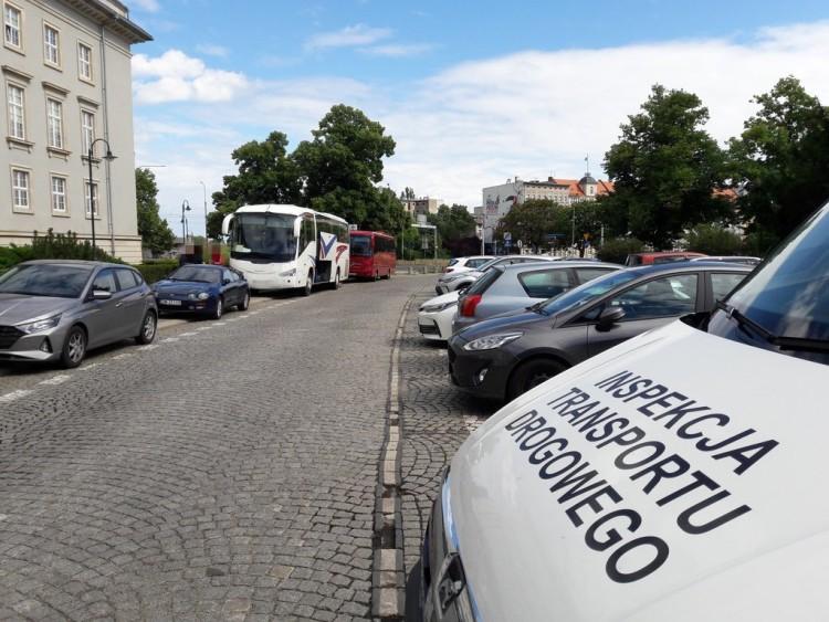 Wrocław: Kolonia zaczęła się później, bo autobusy były niebezpieczne
