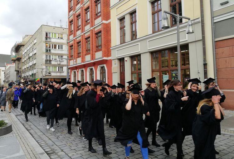Inauguracja roku akademickiego po raz pierwszy w Starym Ratuszu [ZDJĘCIA]