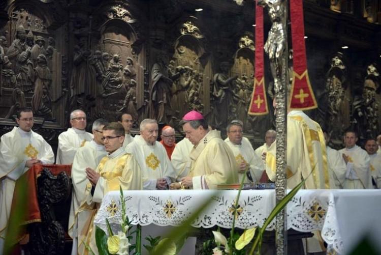 Bierzmowanie w czasie epidemii. Są nowe decyzje wrocławskiej kurii