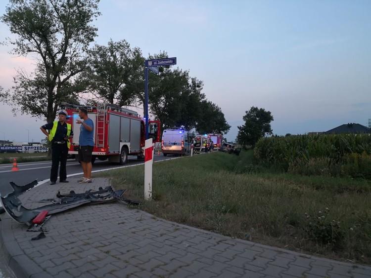 Wypadek na Buforowej. W szpitalu kobieta z dzieckiem [ZOBACZ]