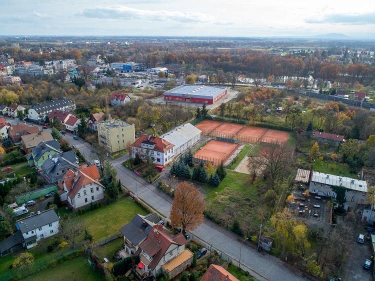 Wrocław: Zabytkowa hala sportowa na sprzedaż. Cena wywoławcza to 4,6 mln zł [ZDJĘCIA]