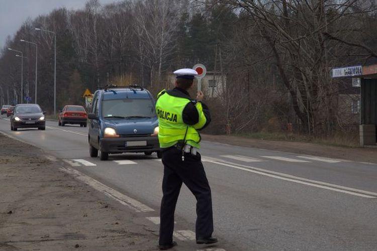 Chciał przewozić niepełnosprawnych. Policja zatrzymała nietrzeźwego kierowcę