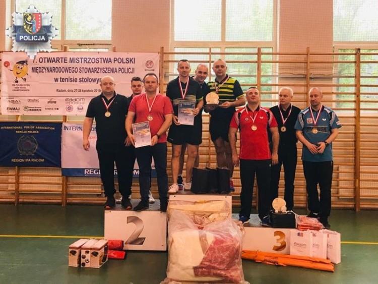 Dolnośląscy policjanci obronili tytuł mistrzów Polski w tenisie stołowym