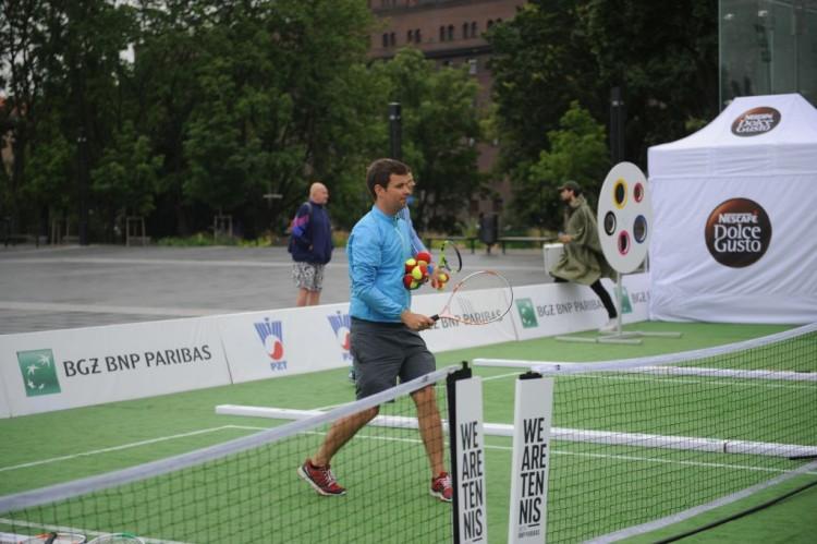 Tenis w centrum miasta! Kolejna edycja akcji Dzieciaki do Rakiet [GALERIA]