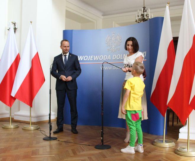 Wojewoda dolnośląski odpowiadał na pytania najmłodszych Dolnoślązaków