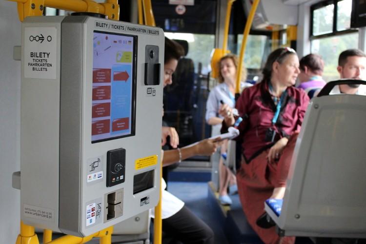 Ile zapłacilibyśmy za bezpłatną komunikację miejską dla dzieci?