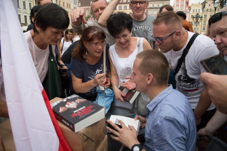 Wielka awantura na wrocławskim Rynku. Spotkanie z Międlarem rozwiązane przez magistrat