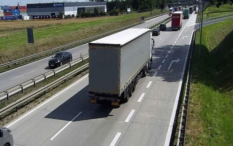 Uwaga! Duży korek na autostradzie A4 w kierunku Wrocławia