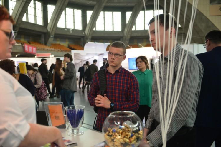 Wrocławianie szukali pracy na Career EXPO [DUŻO ZDJĘĆ]