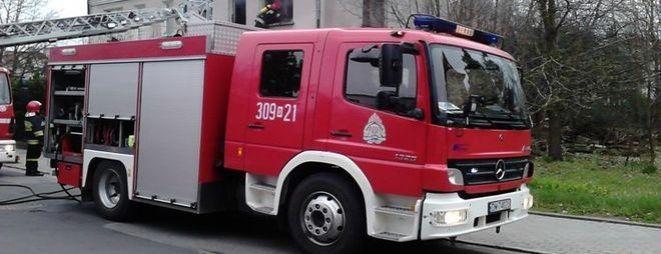 6 samochodów spłonęło w nocnym pożarze koło Gądowianki