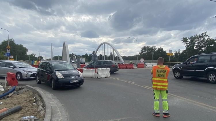 Tak Wrocław kpi z kierowców. Armagedon na Mostach Chrobrego