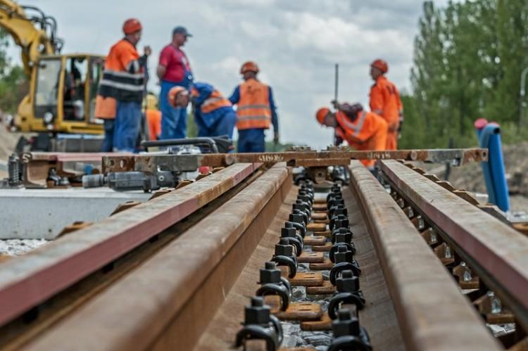 Ruszyła modernizacja linii kolejowej E59. Szybciej dojedziemy do Poznania
