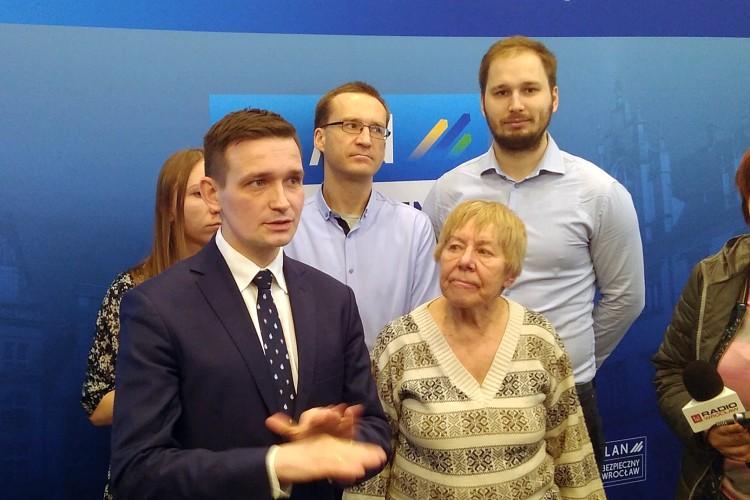 Wrocławski poseł apeluje do NFZ-u o zwiększenie liczby punktów nocnej pomocy medycznej