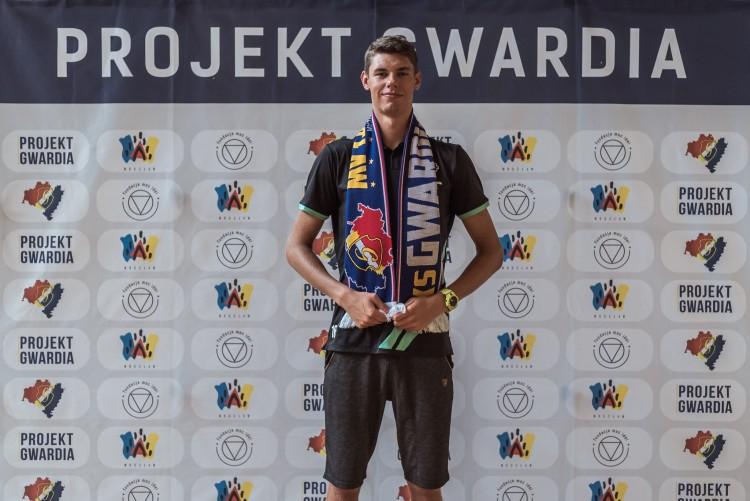 Siatkarski uczeń zostaje we Wrocławiu. Jędrzej Kaźmierczak z nowym kontraktem