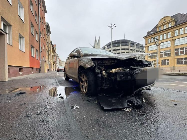 Wrocław: Pożar samochodów na Kazimierza Wielkiego
