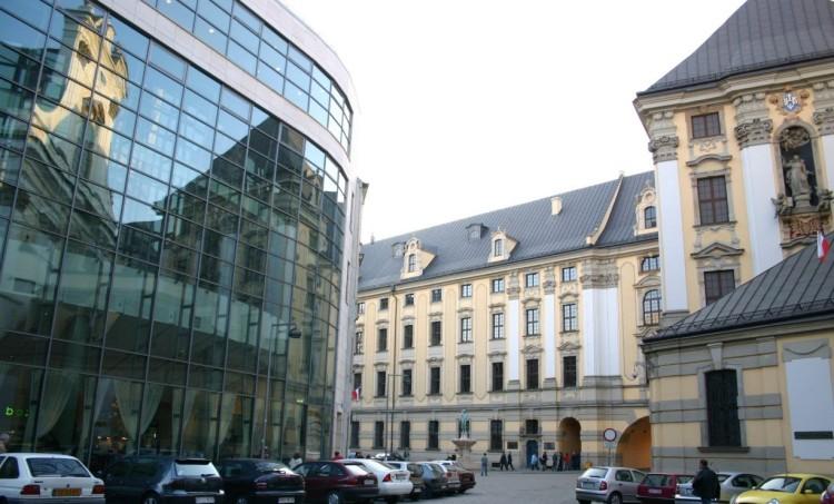 Dni otwarte na wrocławskich uczelniach. Trzeba znać te terminy