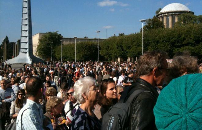 Ogromne kolejki na spotkanie z Dalajlamą