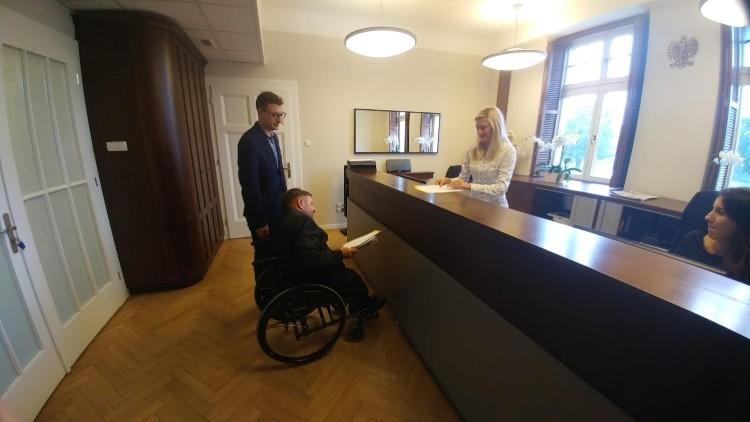 Poseł PO chce, żeby mieszkańcy w WBO mogli walczyć o projekty infrastrukturalne
