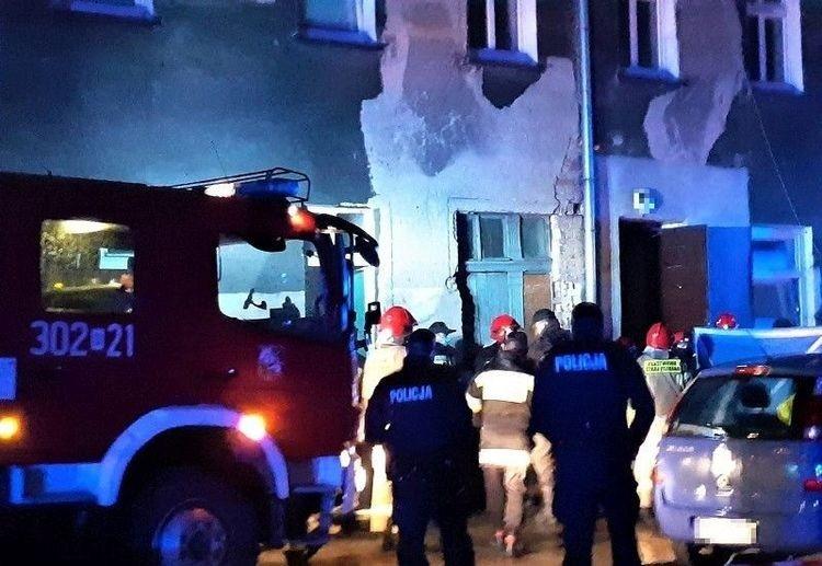 Tragiczny bilans pożaru mieszkania. Nie żyją cztery osoby [ZDJĘCIA]