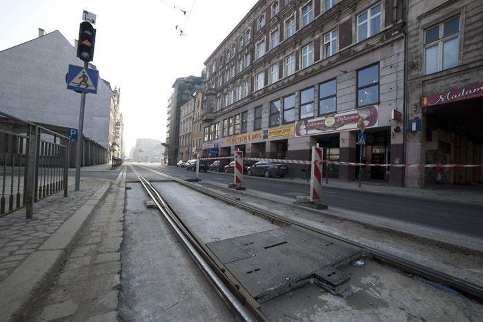 Naprawią elektryczne zwrotnice. Cztery.