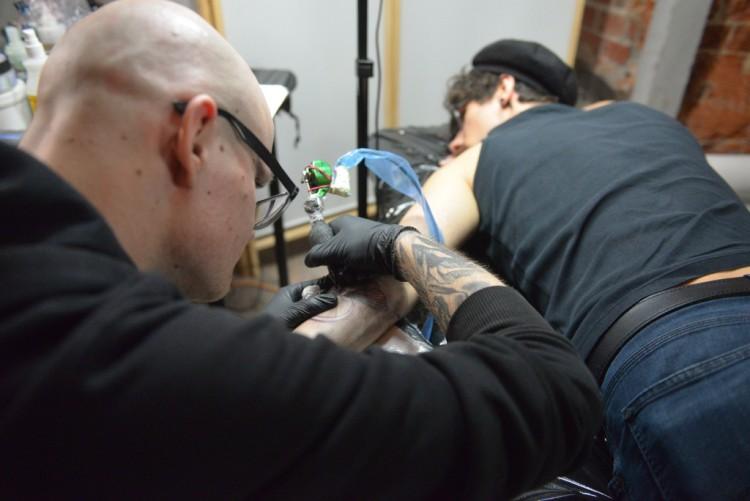 Wrocław Tattoo Konwent 2017. Święto tatuażu w Zaklętych Rewirach [ZDJĘCIA, WIDEO]